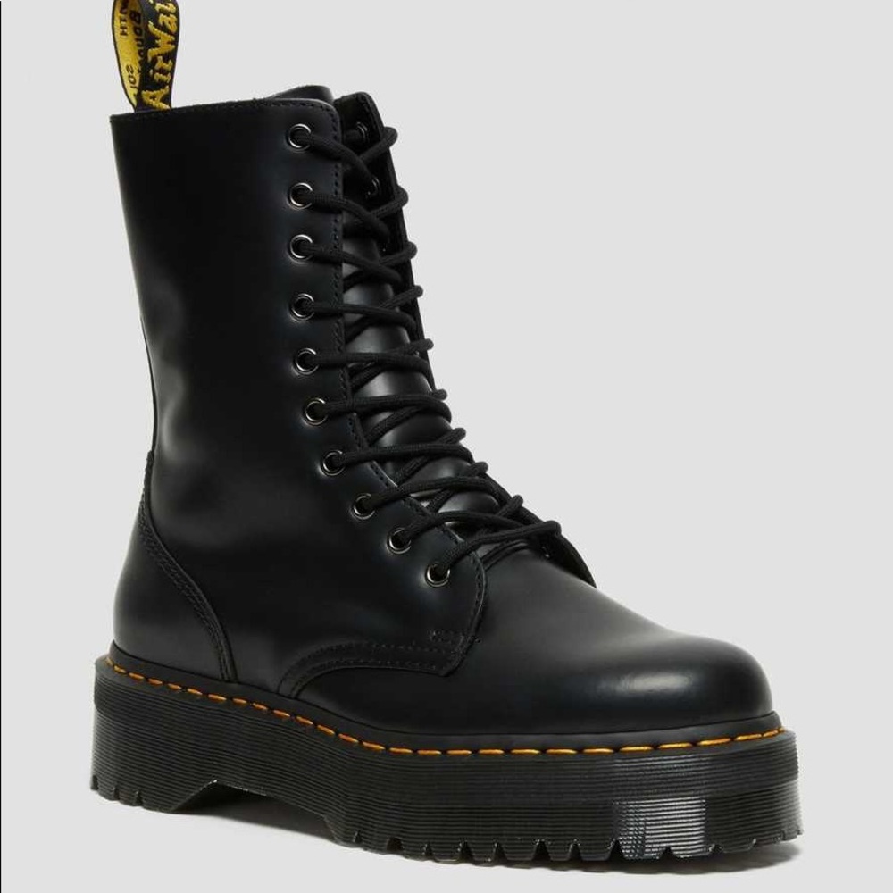 Doc Dr. Martens Jadon Platform Smooth Leather Boot